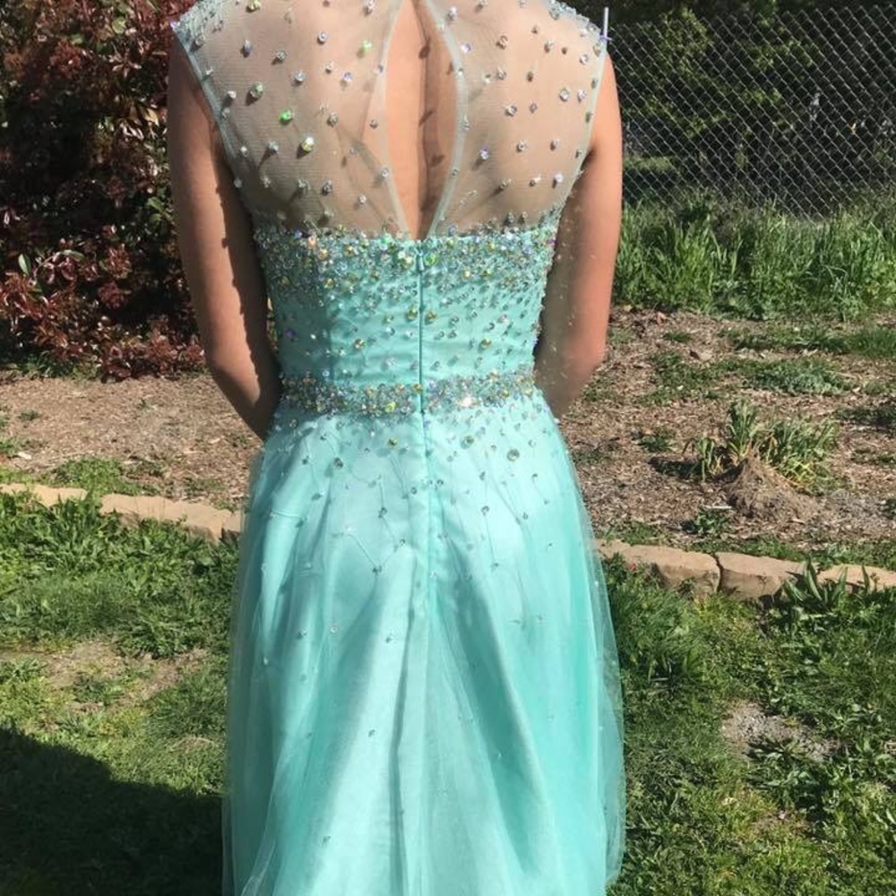 Prom Dress - Picture 3 of 3